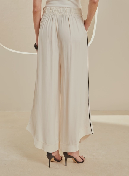 Calça Feminina Pantacourt Cós Elástico