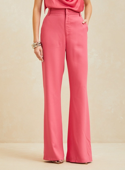 Calça Feminina Alfaiataria Flare