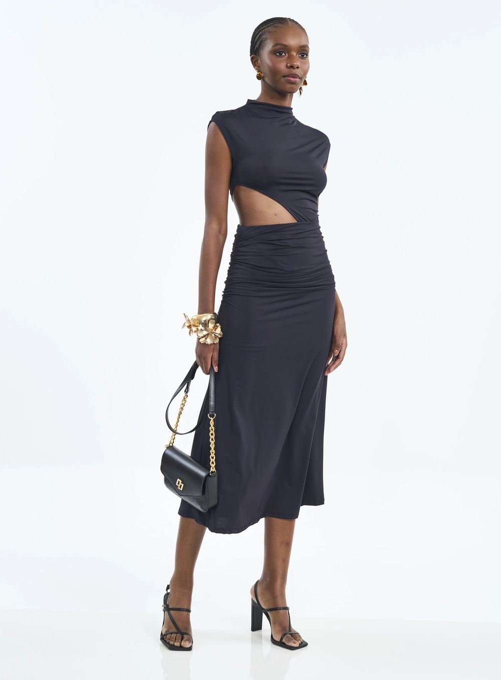 Vestido Midi Gola Alta Com Recorte E Franzidos Preto
