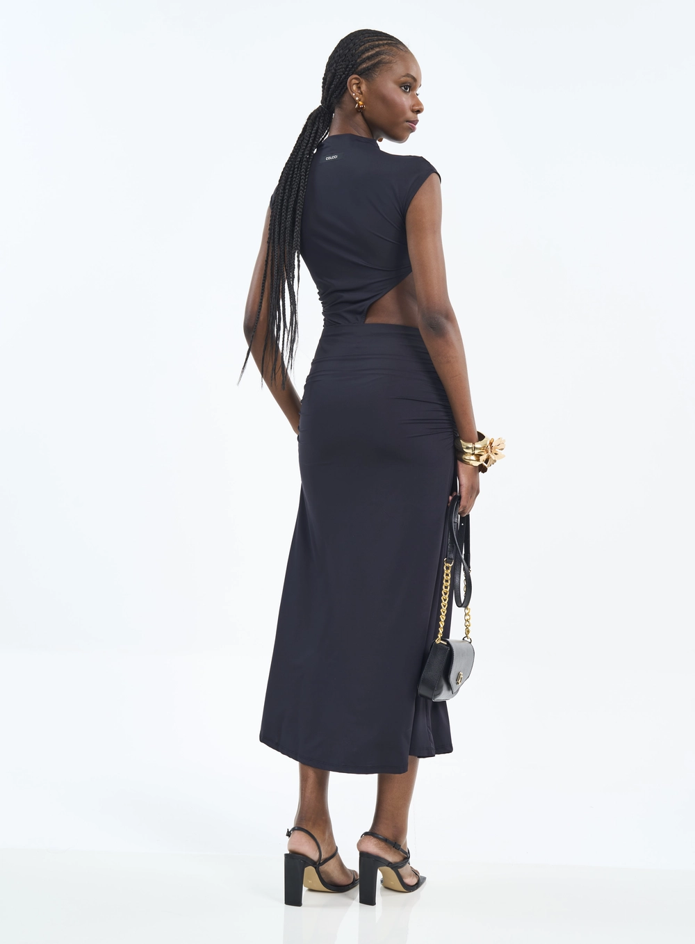 Vestido Midi Gola Alta Com Recorte E Franzidos Preto