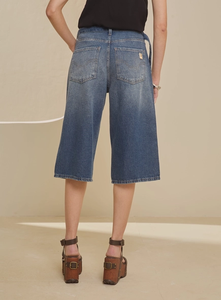 Bermuda Jeans Feminina Longa Com Cinto