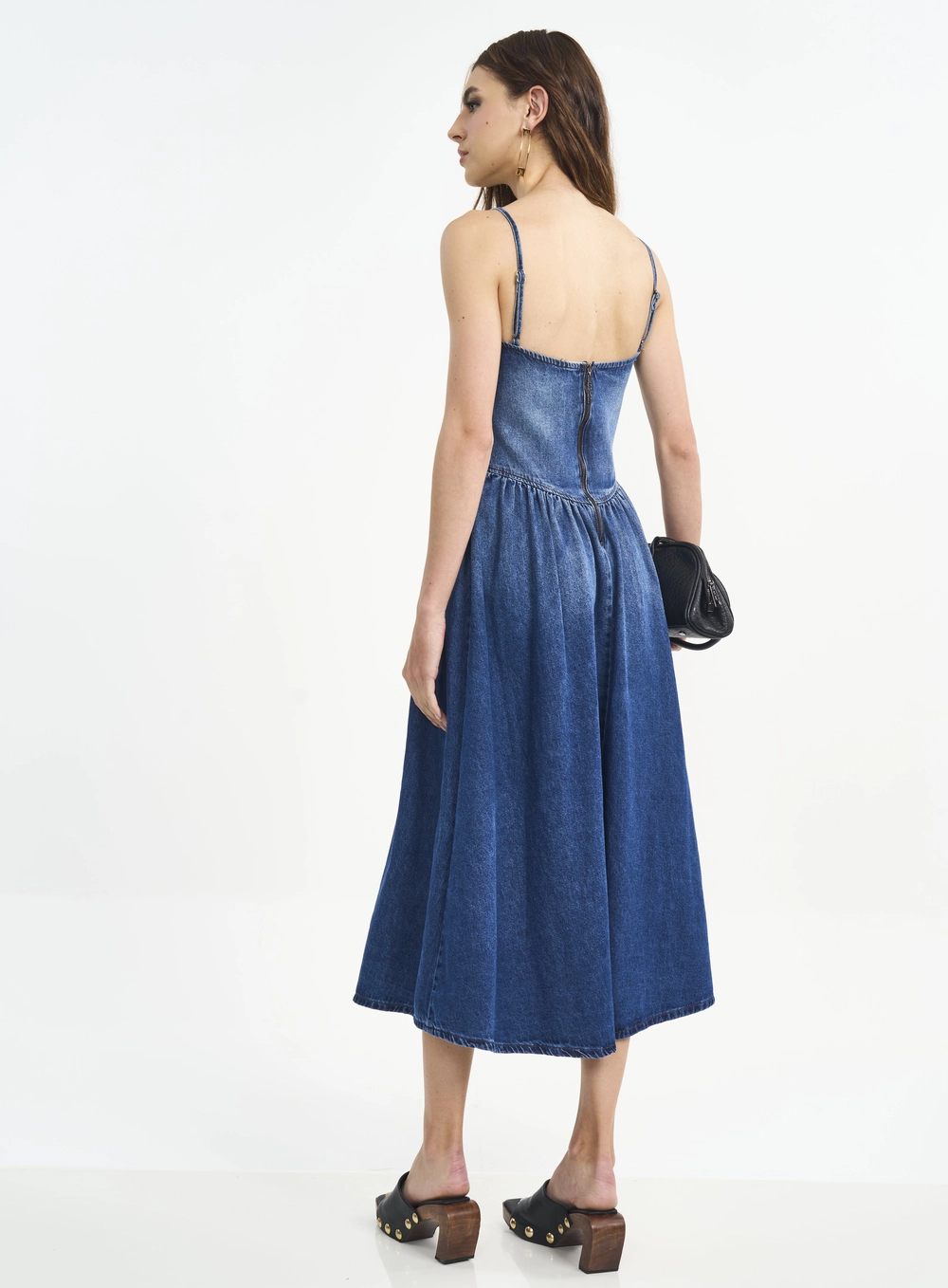 Vestido Midi Jeans Com Alças E Recortes Índigo