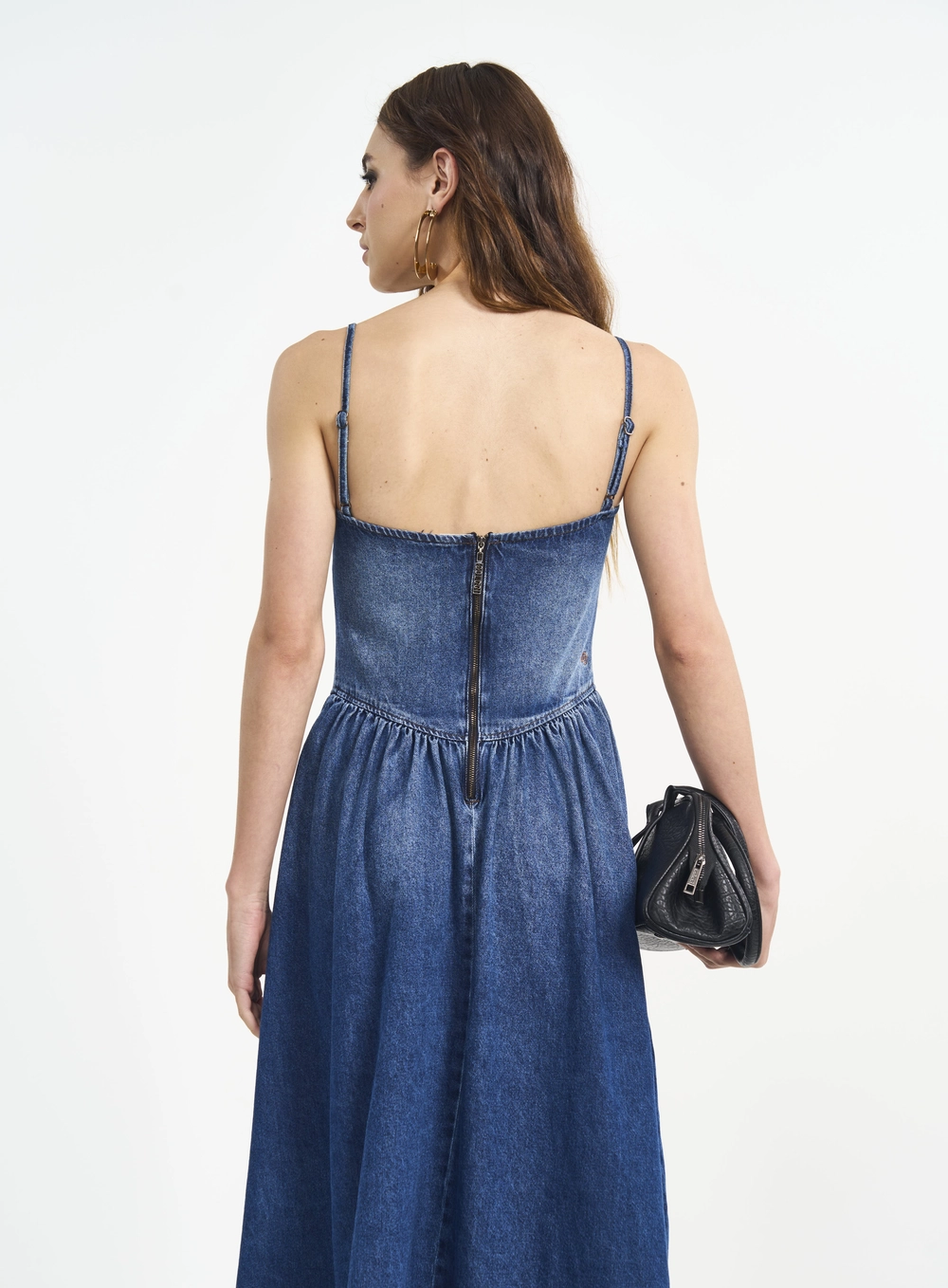Vestido Midi Jeans Com Alças E Recortes Índigo