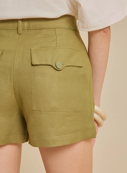 Short Alfaiataria Reto