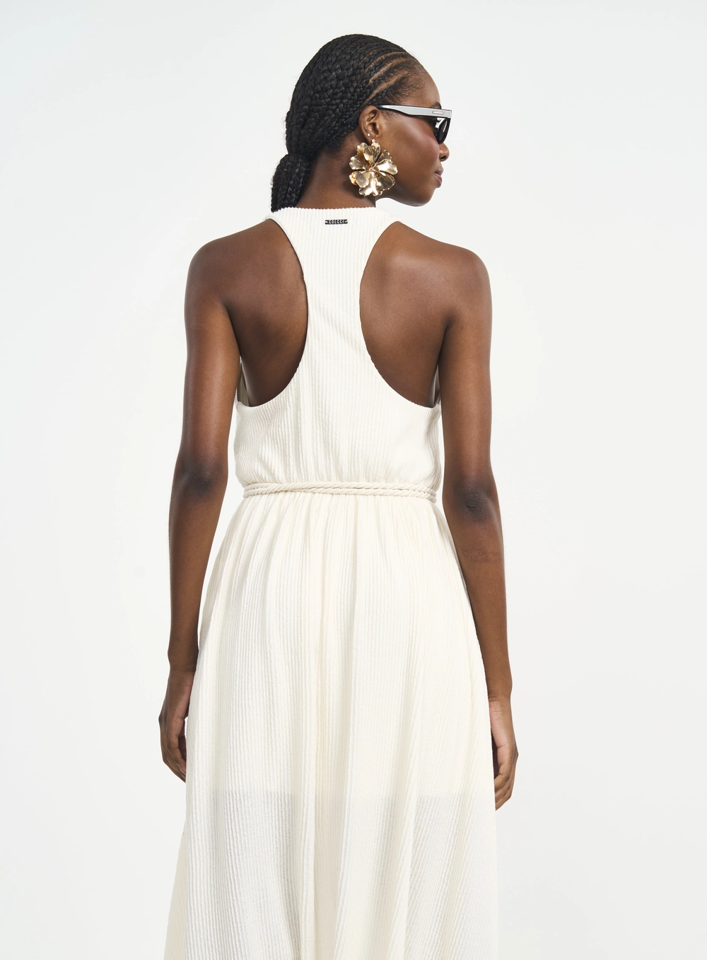 Vestido Longo Mullet Com Decote V E Amarração Off Shell