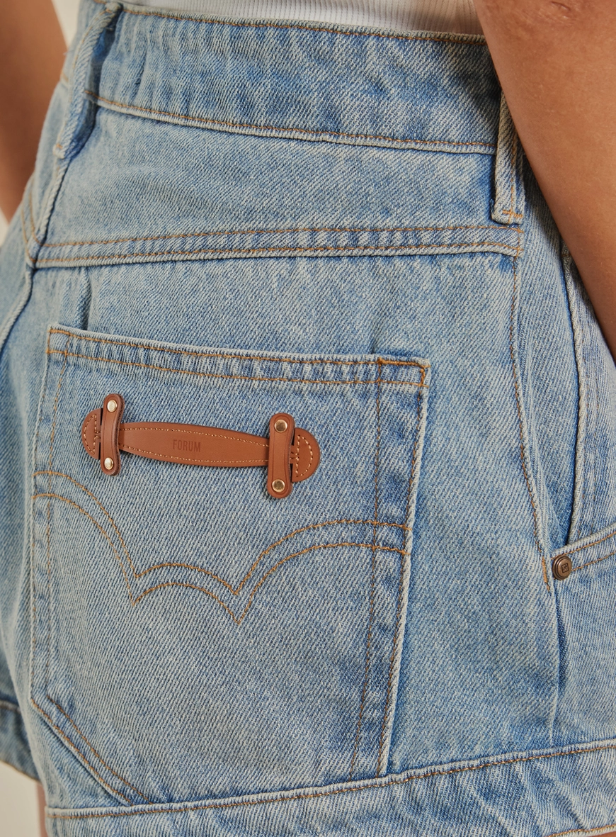 Short Jeans Curto Evasê Alfaiataria Cintura Alta Índigo 4