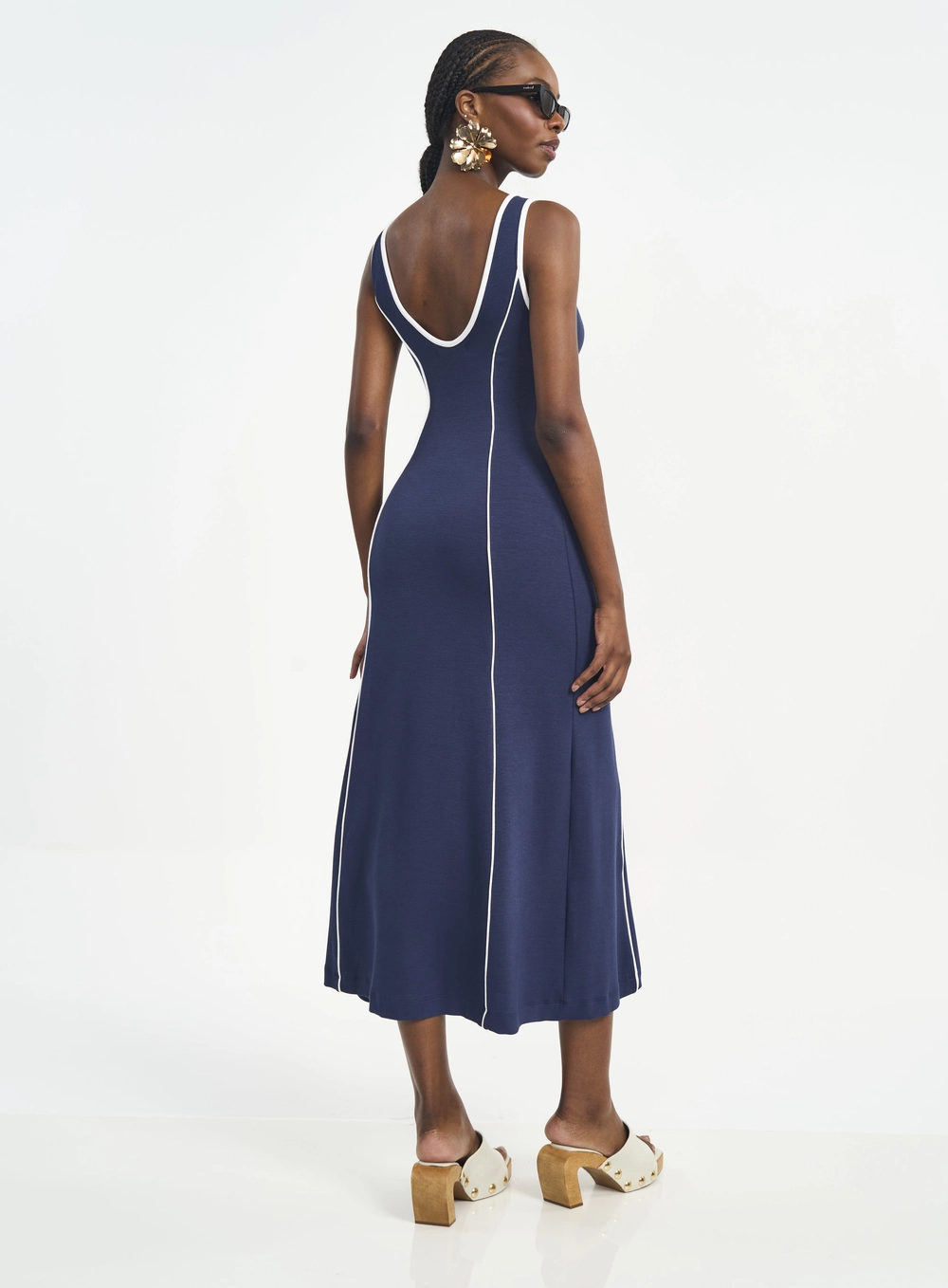 Vestido Midi Bicolor Com Debrum Contrastante Azul