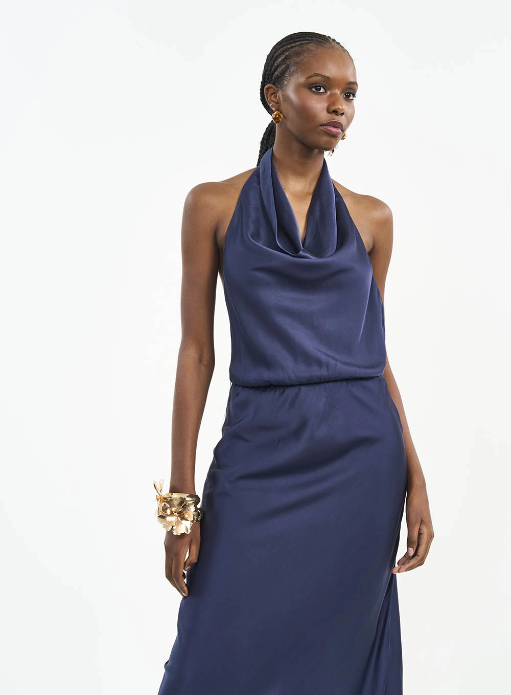Vestido Longo Acetinado Com Costas Abertas Azul