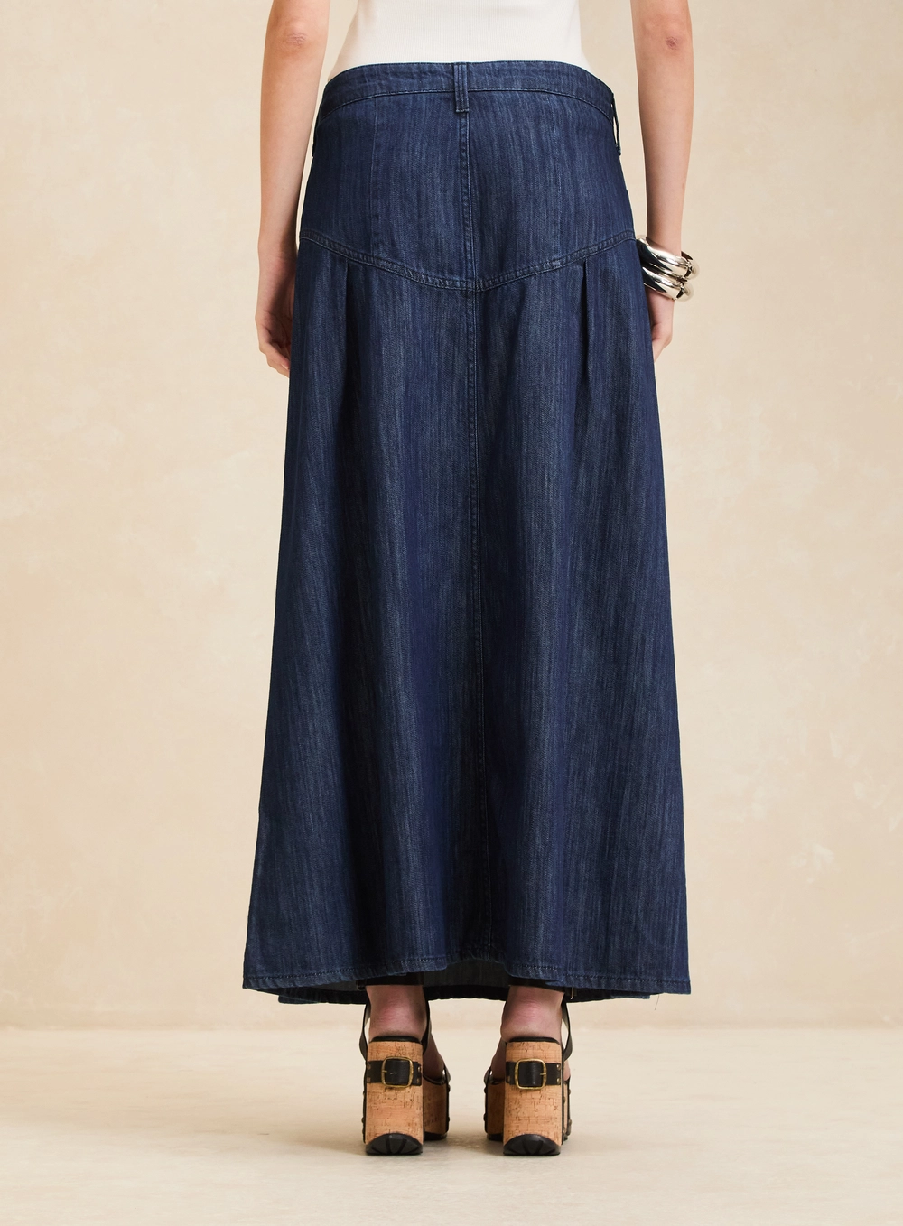 Saia Jeans Midi Evasê Ampla Cintura Alta Índigo 2