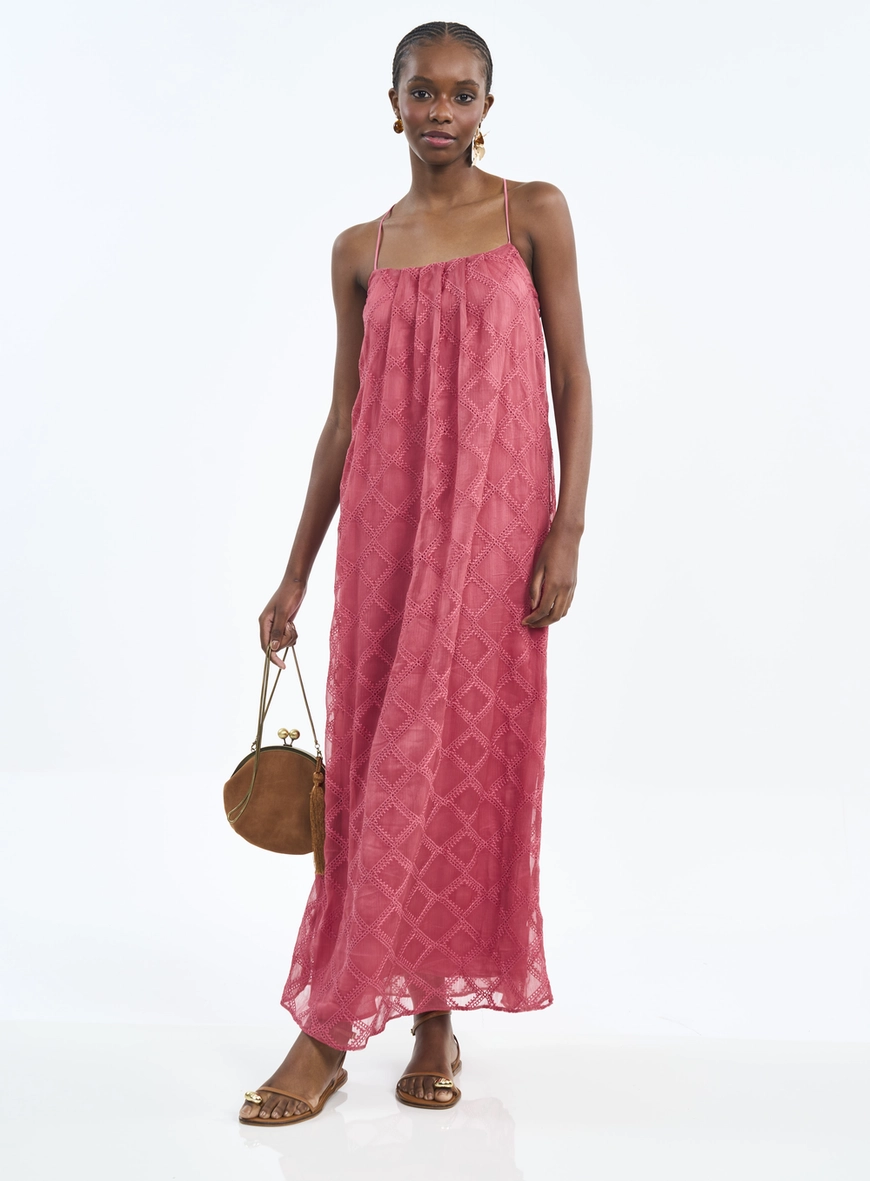 Vestido Longo Com Bordado E Alças Cruzadas