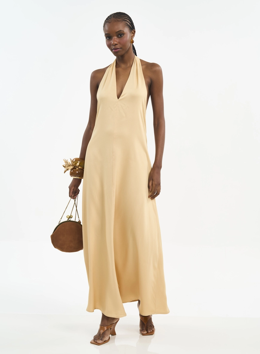 Vestido Longo Com Decote Halter E Amarração