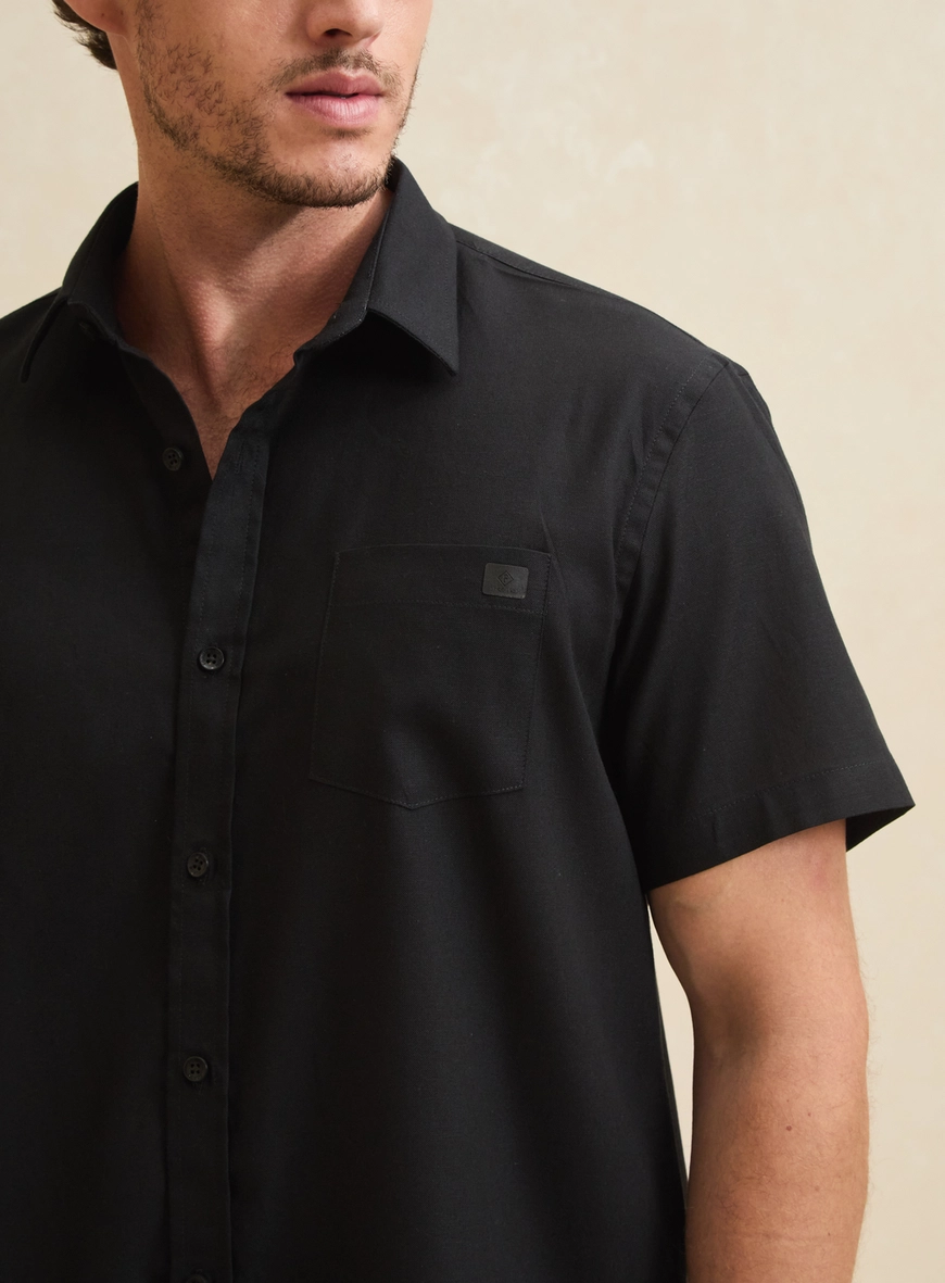 Camisa Masculina Relax Manga Curta Preto
