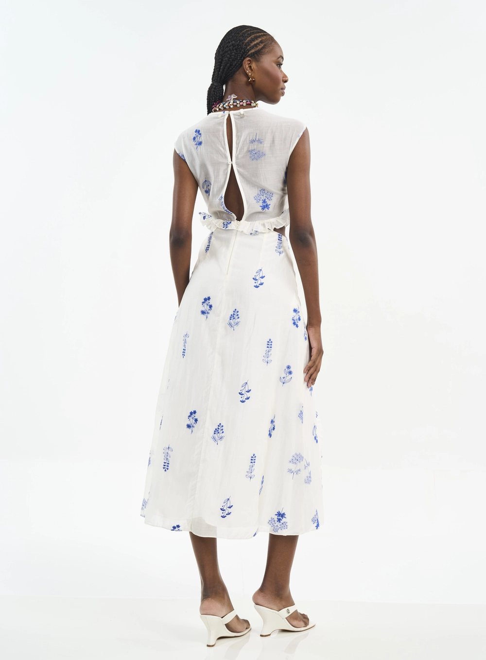 Vestido Midi Com Bordado E Recorte Estampados
