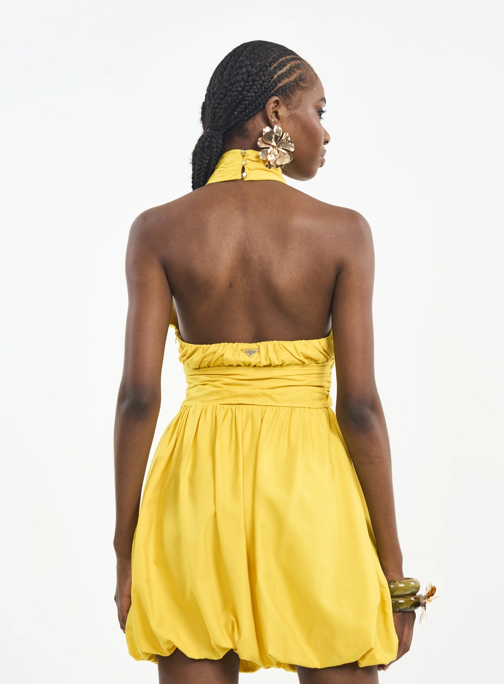Vestido Curto Gola Alta Com Saia Balonê Amarelo