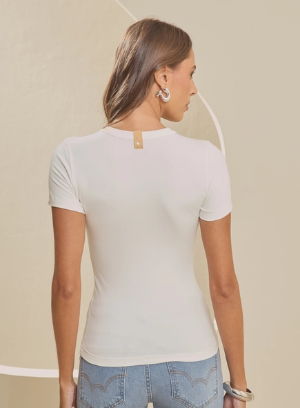 Camiseta Feminina Baby Look Bordado
