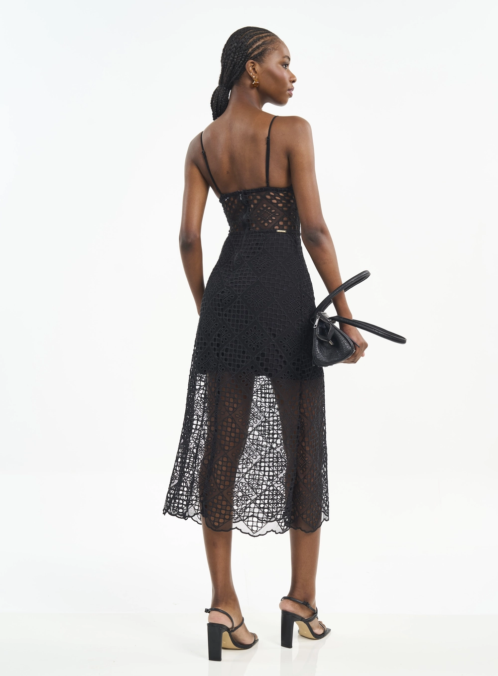Vestido Midi Com Recorte E Renda Preto
