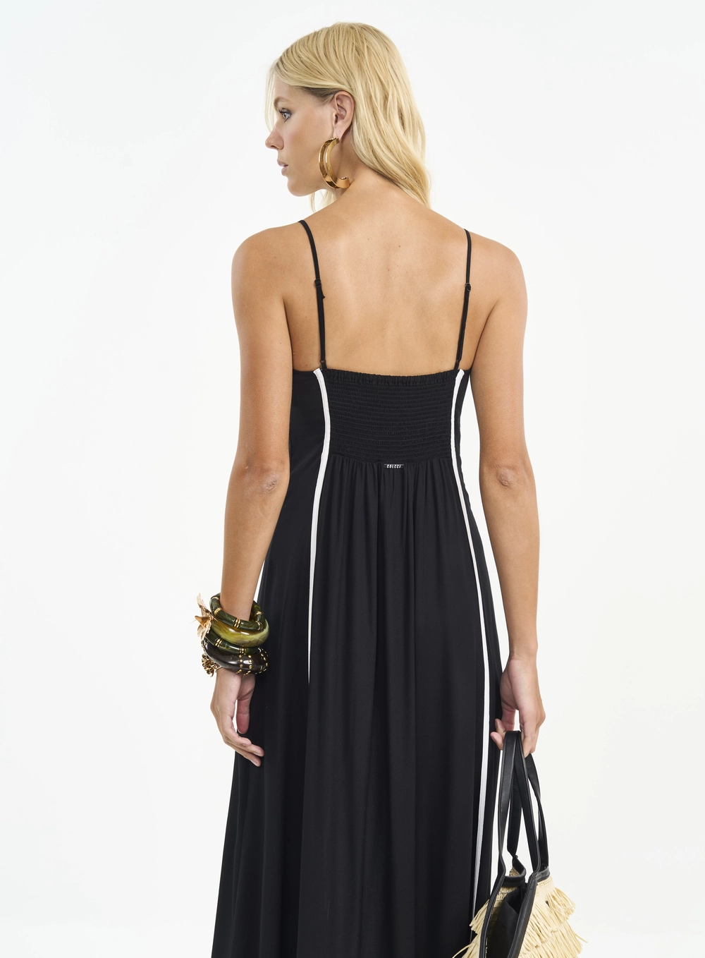 Vestido Longo Com Listras E Alças Finas Preto