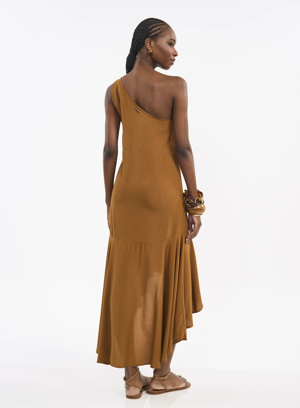 Vestido Midi Um Ombro Só Com Barra Assimétrica Marrom
