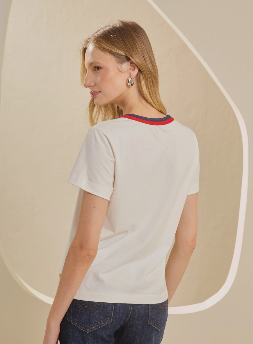 Camiseta Feminina Gola Contratante - Fran Off Shell