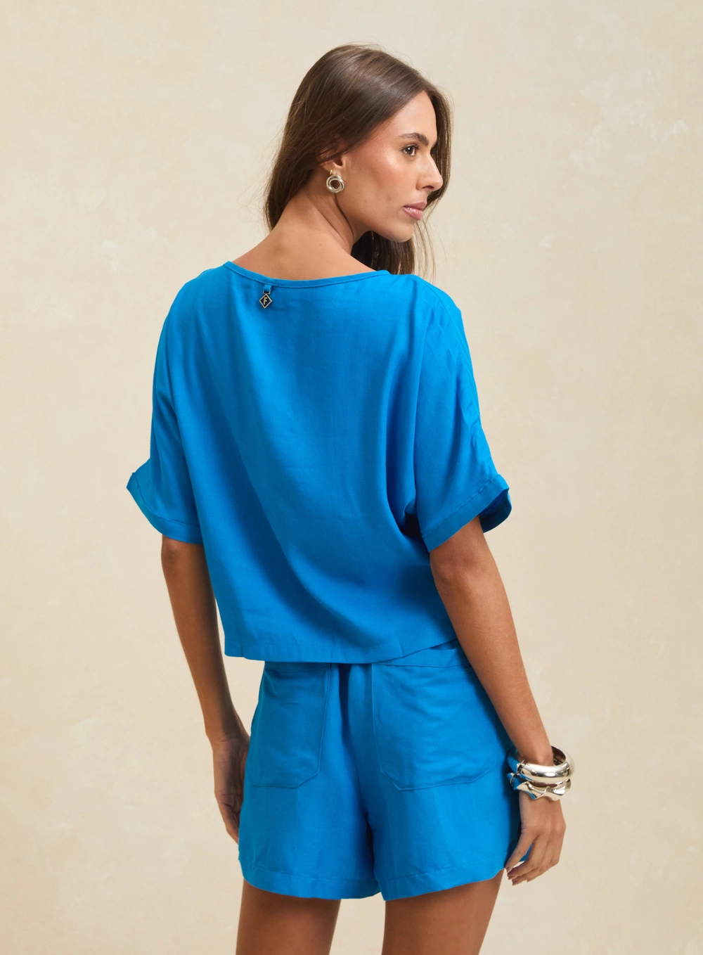 Camiseta Feminina Cropped Oversized Azul 2