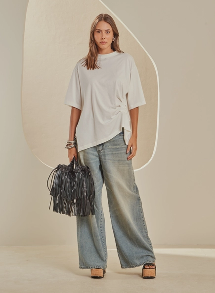 Camiseta Feminina Oversized Com Drapeado