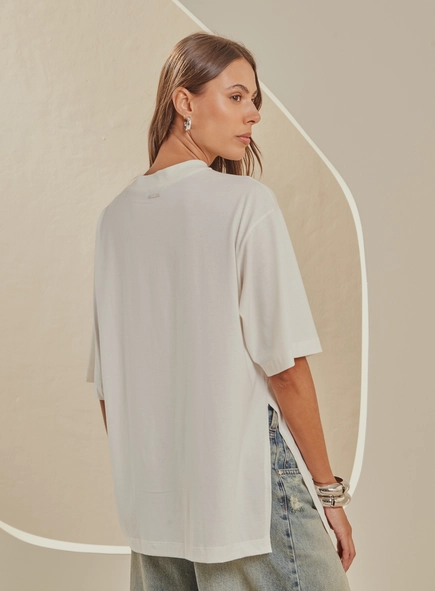 Camiseta Feminina Oversized Com Drapeado