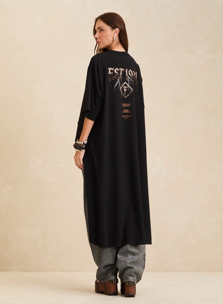 Camiseta Feminina Maxi Assimétrica Estampada