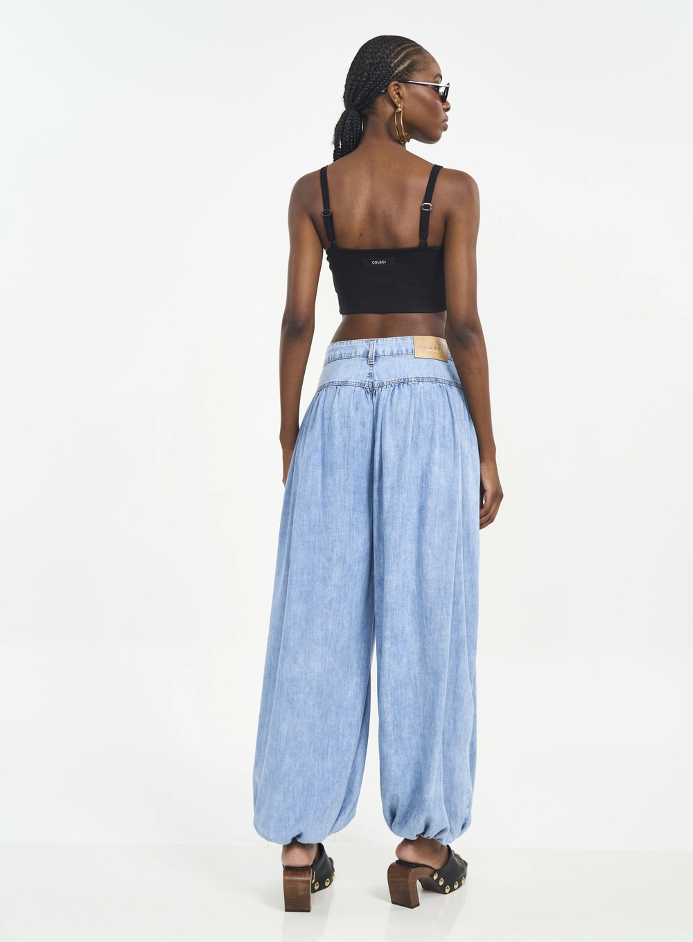 Top Cropped Com Alças E Decote Reto Preto