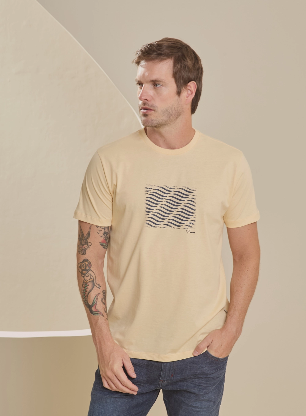 Camiseta Masculina New Slim Com Estampa Bege 3
