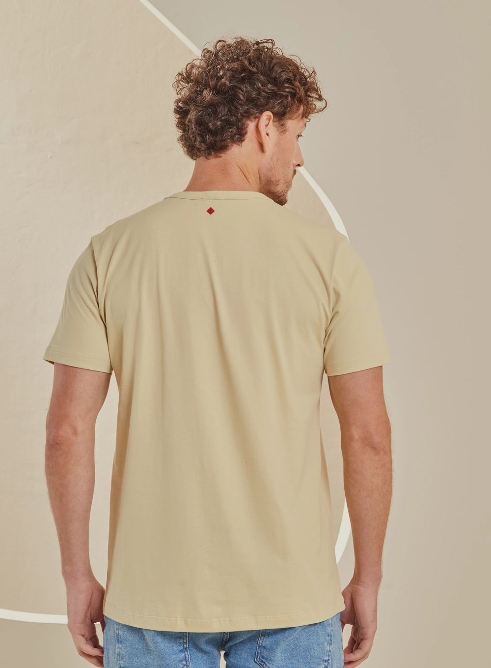 Camiseta Masculina New Box Estampada Bege 2