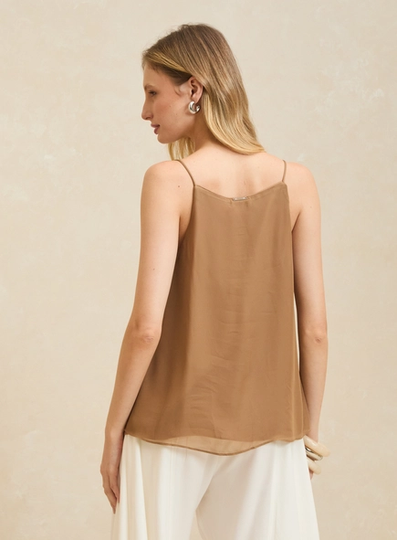 Blusa Ampla Com Franzido Frontal
