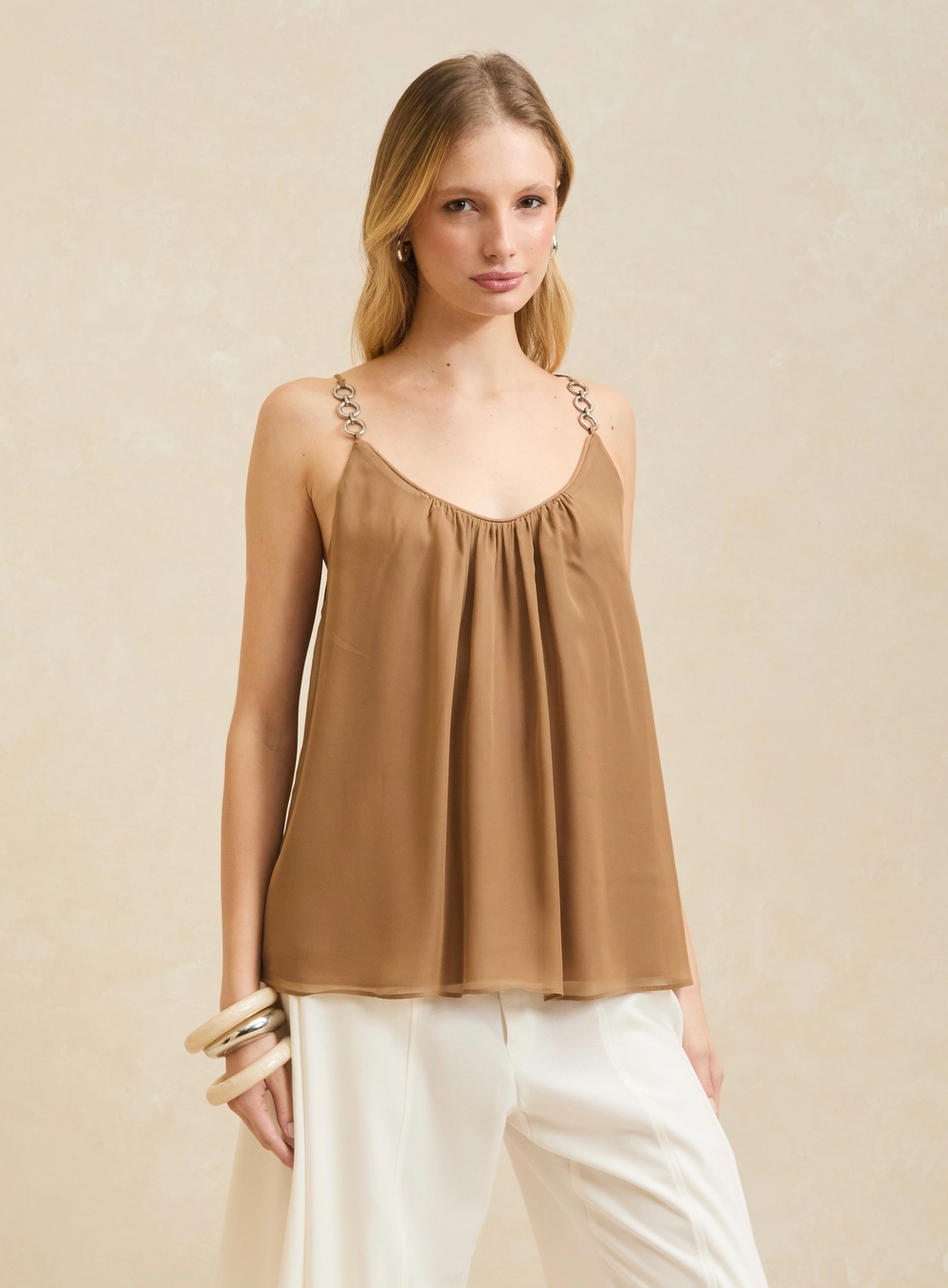 Blusa Ampla Com Franzido Frontal Marrom 1