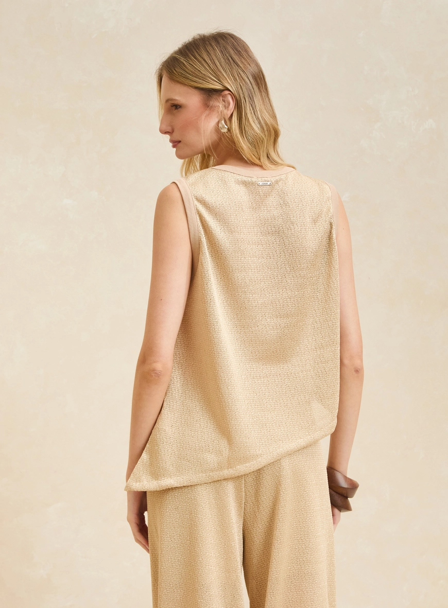 Blusa Solta Assimétrica Texturizada Bege Soybean 2