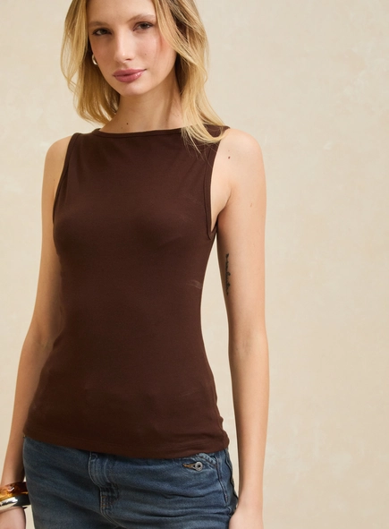 Blusa Justa Básica