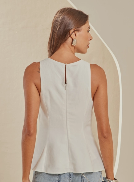 Blusa Assimétrica Alfaiataria Soft