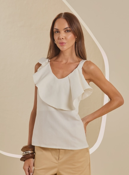 Blusa Com Detalhe Assimétrico