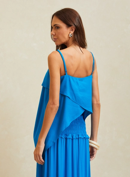Blusa Assimétrica Com Sobreposição