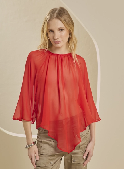 Blusa Ampla Assimétrica
