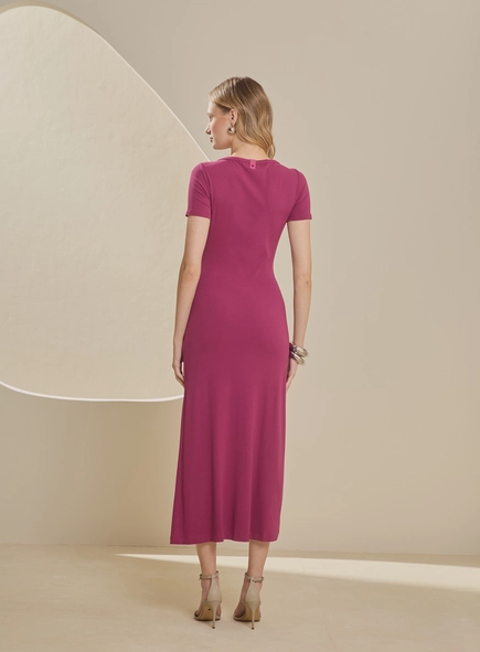 Vestido Midi Canelado Com Torção