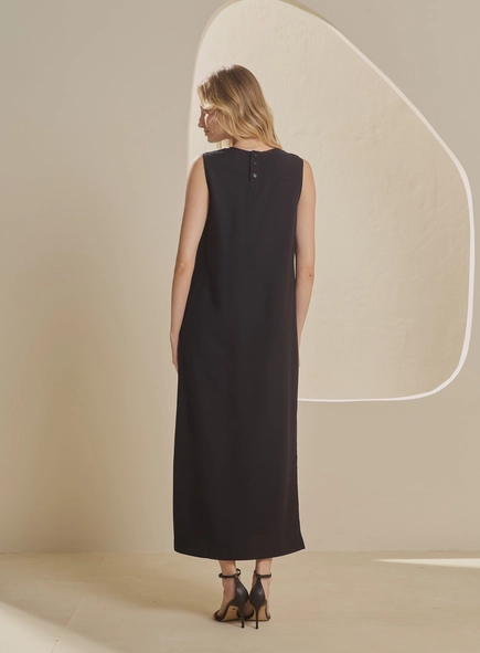 Vestido Midi Acinturado Reto