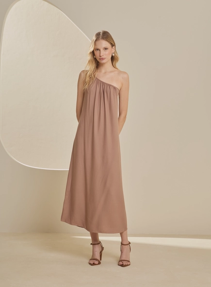 Vestido Midi Amplo Uma Alça Com Franzido