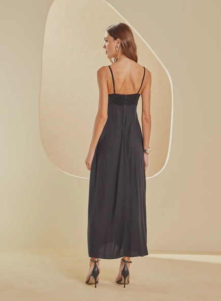 Vestido Midi De Saia Evasê