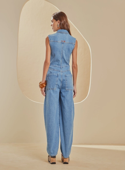 Macacão Jeans Barrel Cintura Ajustada