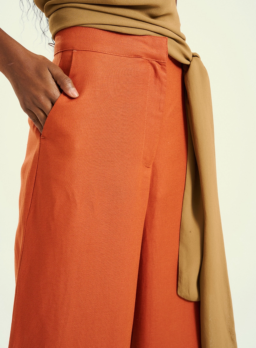 Calça Feminina Pantalona Com Bolsos E Pregas Marrom 3