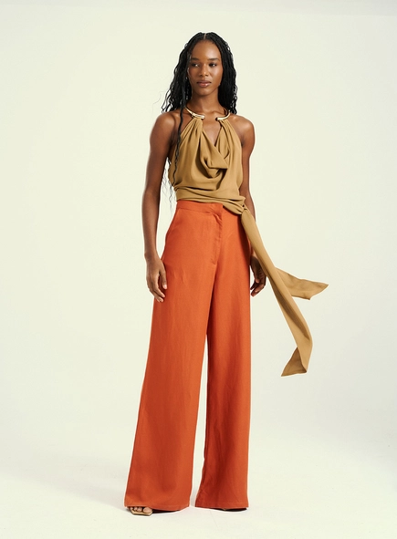 Calça Feminina Pantalona Com Bolsos E Pregas
