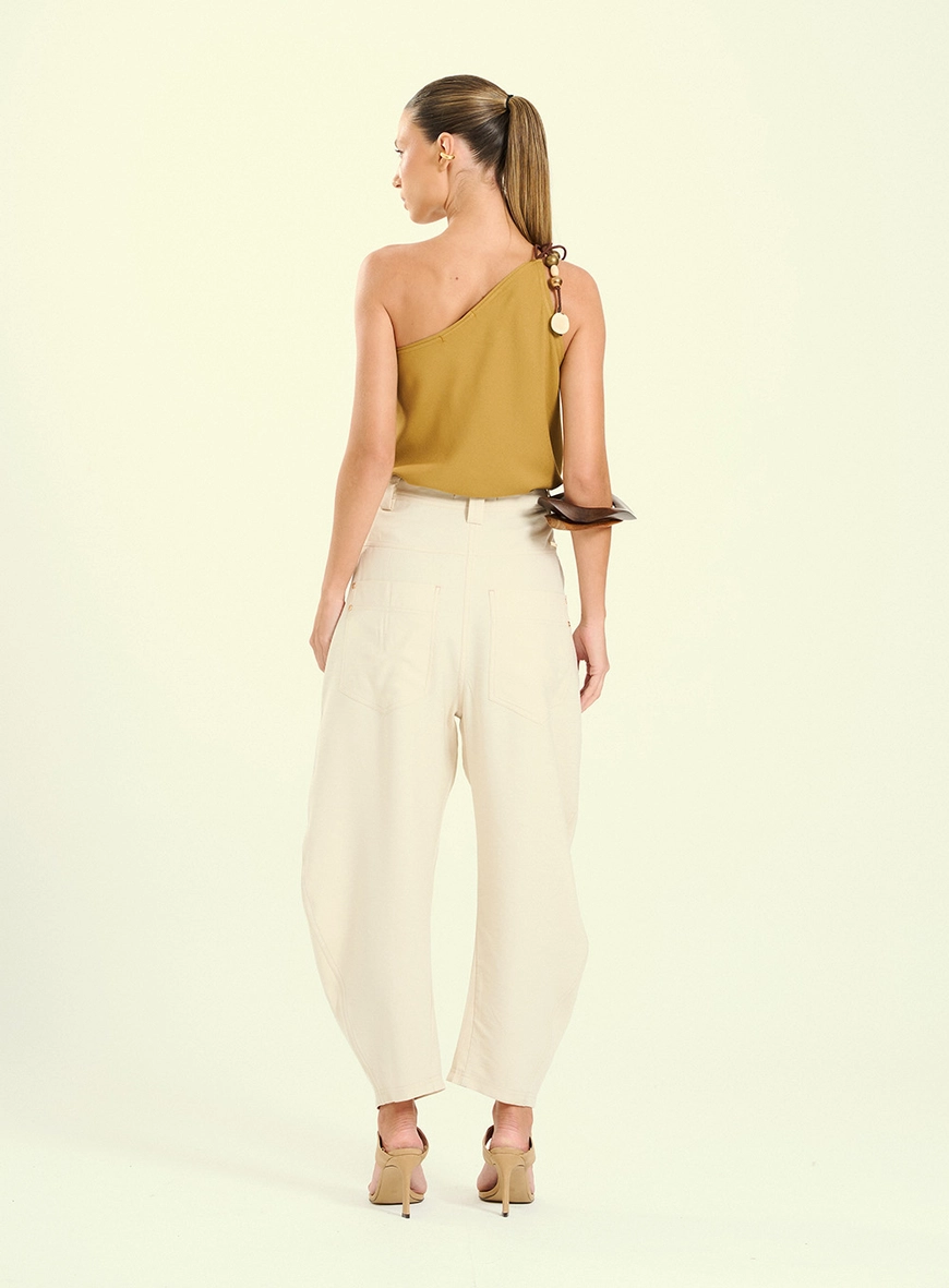 Calça Feminina  Balloon Com Botões E Bolsos Bege 2