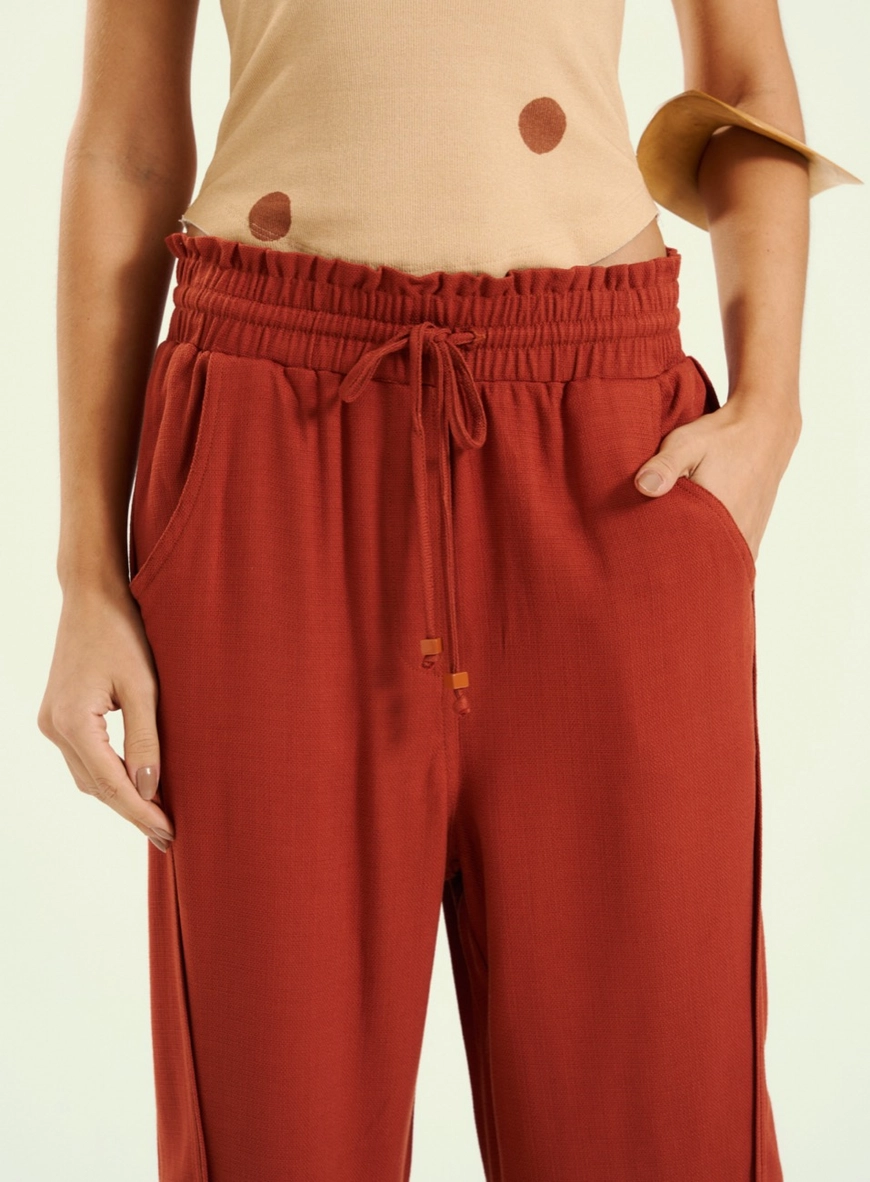 Calça Feminina Wide Leg Com Elástico E Amarração Marrom 3