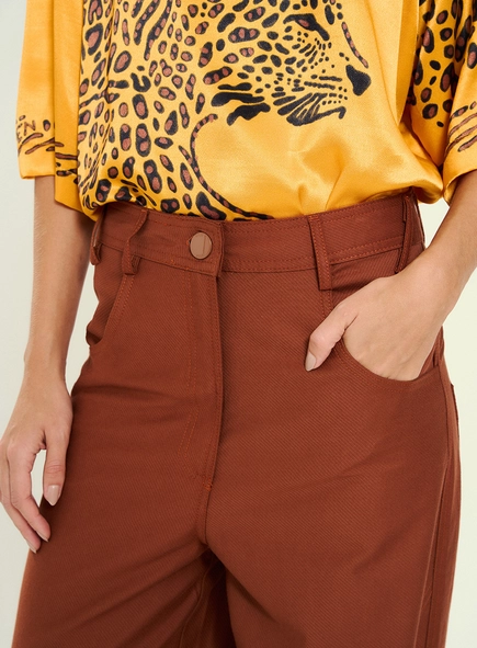 Calça Feminina Pantalona Com Fendas Profundas