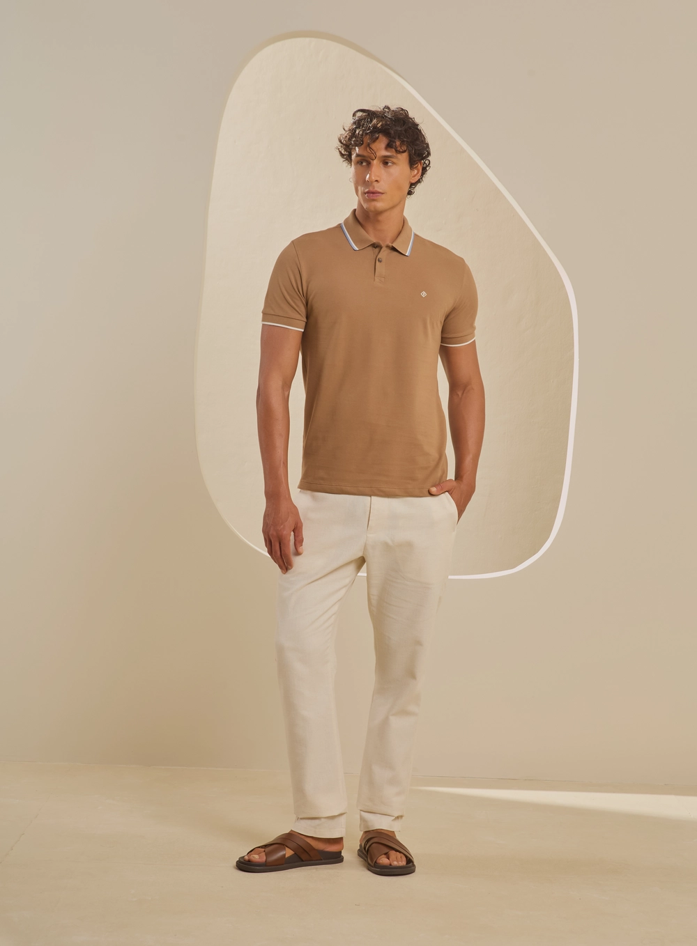 Polo Masculina Muscle Marrom 1