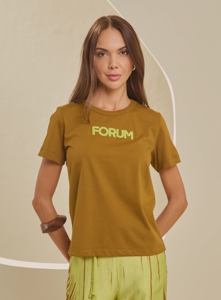 Camiseta Feminina Básica Bordada